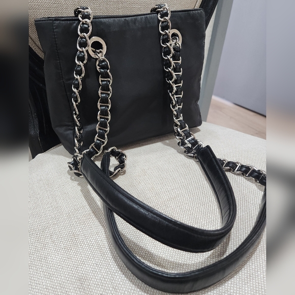 PRADA Black Nylon Tessuto Tote with Leather Thread Chain - Picture 6 of 16